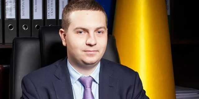 Викритий на хабарі у $100 тисяч прокурор Мазурик продовжує працювати на посаді