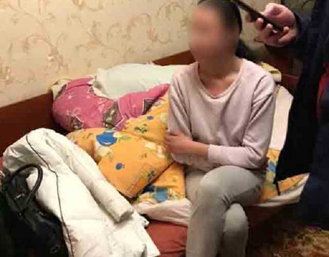 В Сумах разоблачили девушку, которая втянула в проституцию четверых несовершеннолетних