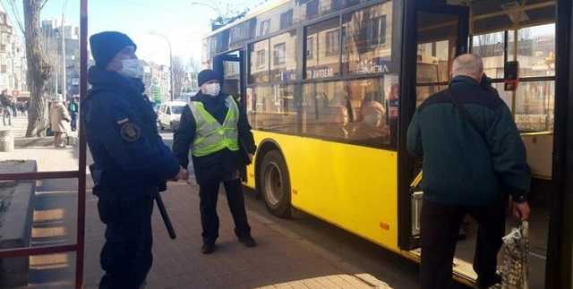 68% украинцев выступают за жесткий карантин в "красных" регионах