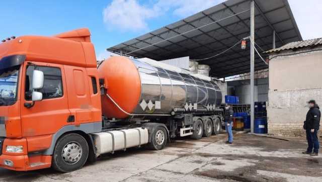 У двох областях викрито підпільне виробництво спирту під виглядом антисептиків