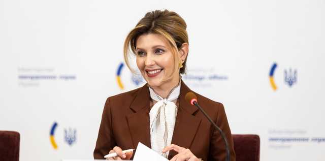 Кортеж Олени Зеленської поповнився новим автомобілем