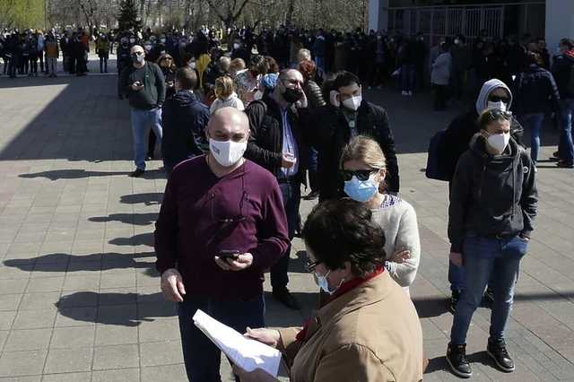 В Сербию массово съехались иностранцы на бесплатную вакцинацию