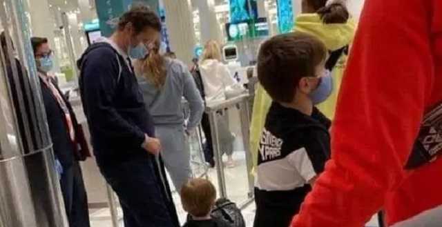 Несмотря на созыв внеочередной Рады «слуги народа» разлетаются на отдых