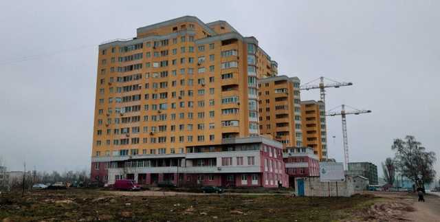 "Кинули людей": в Киеве льготников заселили в квартиры без электричества, воды и отопления