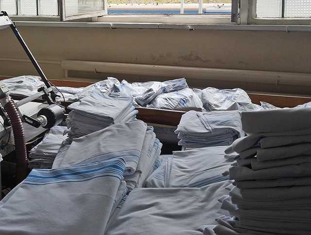 «Укрзализныця» будет стирать белье для скоростных поездов у трубочистов из Львова