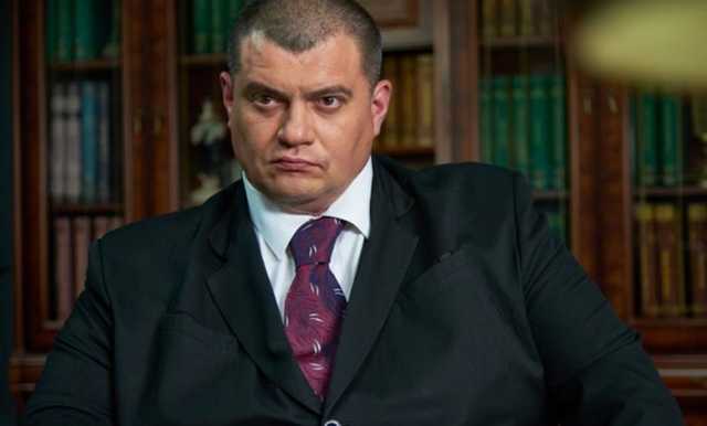 Семья Юзика нарастила сбережения и купила элитную иномарку за 2 млн грн