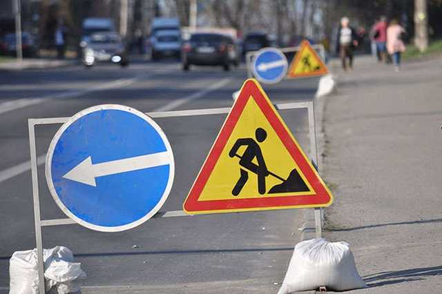 Отлетел на несколько метров: в Киеве легковушка сбила велосипедиста