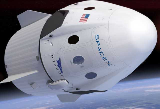 Космический корабль впервые в истории перестыковался с МКС