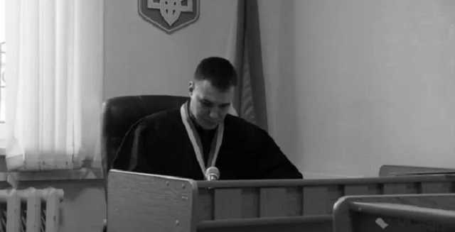 В Виннице 42-летний судья умер от COVID-19: легкие были поражены на 100%