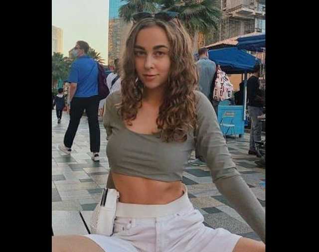 Украинка ответила хейтерам на обвинения в голой фотосессии в Дубае