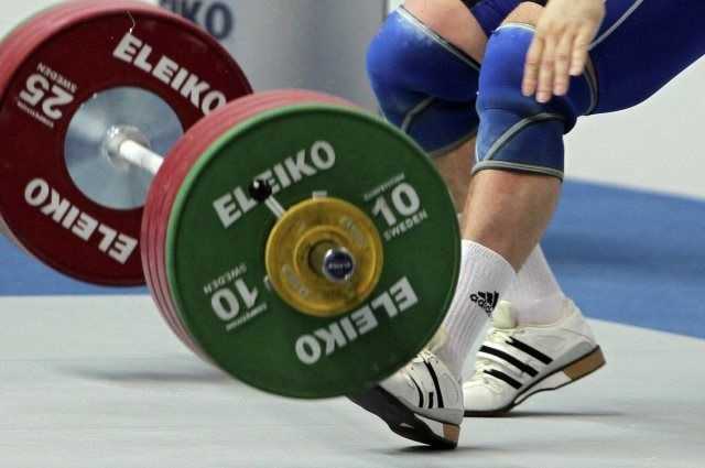 Украина в Москве выиграла десятое "золото" чемпионата Европы по тяжелой атлетике