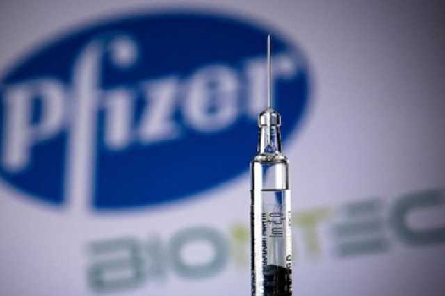 Вакцина Pfizer: все подробности про ее эффективность, "побочки" и поставку в Украину