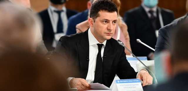 Избиратели уже накушались показухи от Зеленского — эксперт