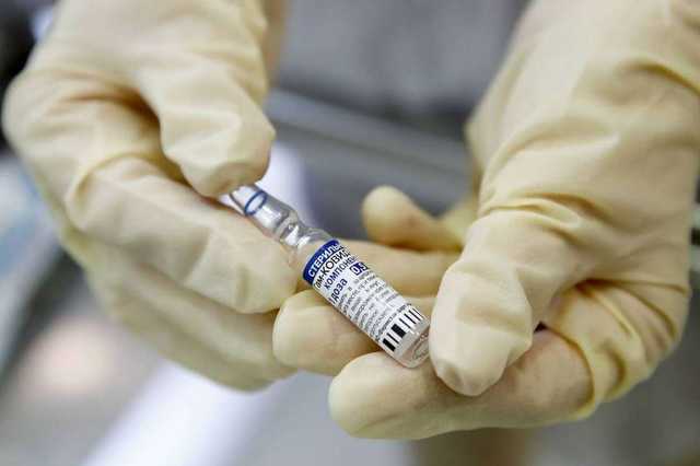 "Спутник V" в случае допуска придет в ЕС "слишком поздно" - еврокомиссар