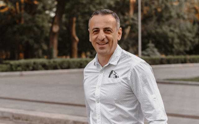 Сергій Сароян із «Телетрейд» погрожував співробітнику смертю та вимагав викуп $5000