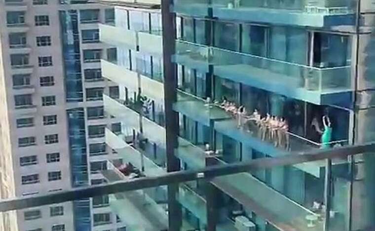 Українки, затримані за оголену фотосесію в Дубаї, розповіли про долю своїх колег