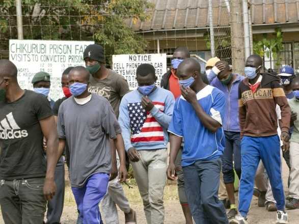 У Зімбабве звільняють ув’язнених через поширення COVID-19 в тюрмах
