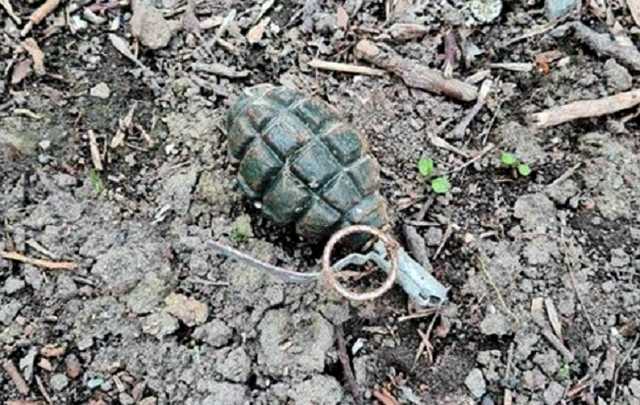 В Николаеве дети играли боевой гранатой