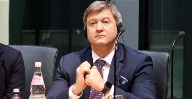 Лишив троих контрабандистов гражданства, Зеленский дал им возможность избежать наказания — Данилюк