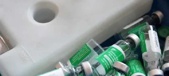 На Прикарпатье испортили почти 500 доз вакцины от COVID-19