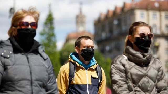 В Польше со следующей недели начнут ослаблять карантин