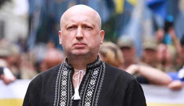 Оточенню Путіна найбільше пасує образ кіплінгівських бандерлогів, – Турчинов