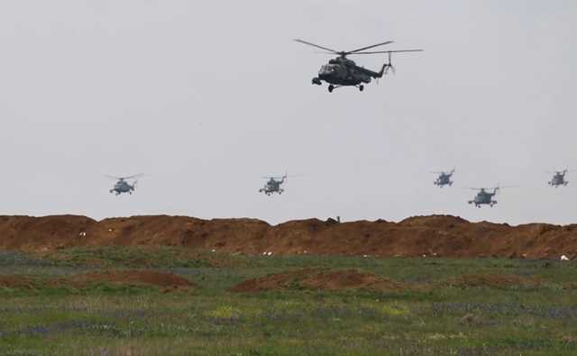 Россия начала возвращать войска с учений в Крыму