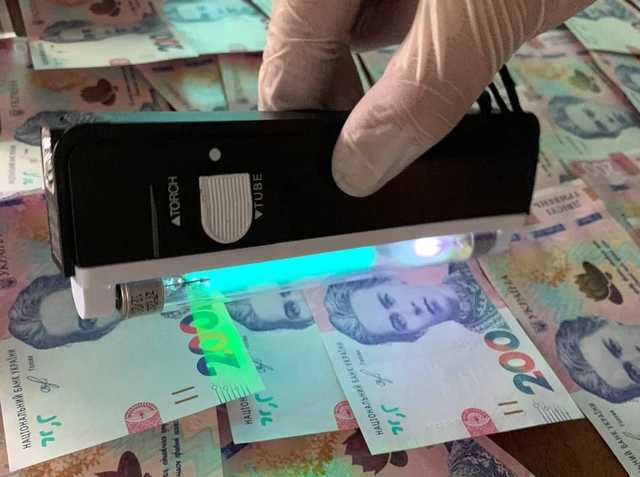 В Покровске патрульный собирал взятки у пьяных водителей