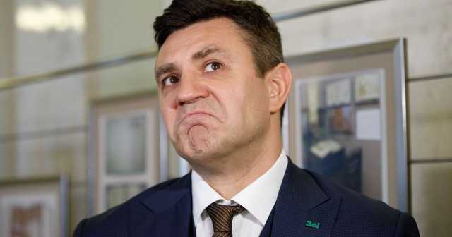 Корниенко хочет лишить Тищенко права голоса в "Слуге народа"
