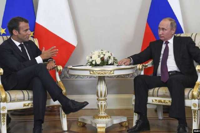 Напряженность надо снижать - Макрон поговорил с Путиным