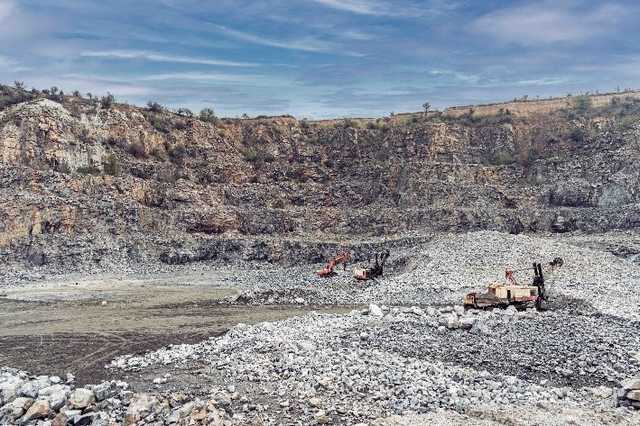 Запорожскую фирму уличили в незаконной добыче полезных ископаемых на 1 млрд гривен