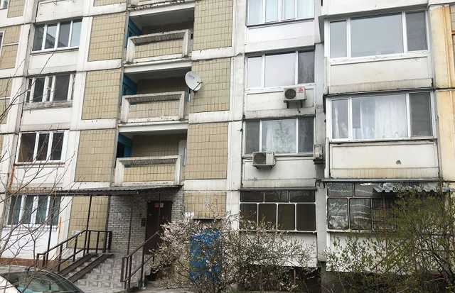 В Киеве подросток убил родителей и маленького брата: соседи рассказали детали о семье