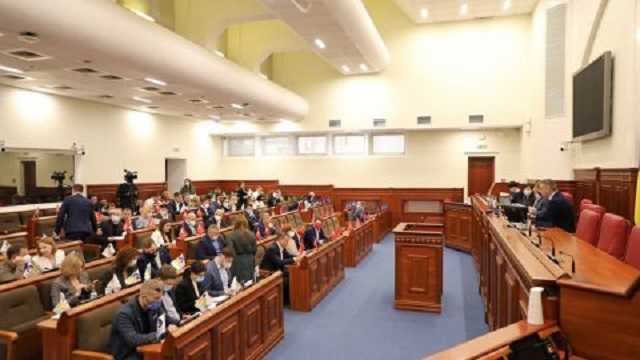 В Украине местную власть лишили контроля за соблюдением законов о труде