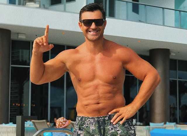 Тищенко – о реакции Зеленского на его скандальную вечеринку в Киеве: работай, Коля!