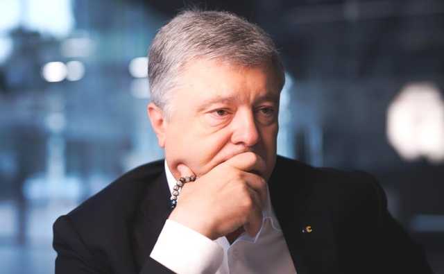 Порошенко оплатил двойной счет от юристов — почти на полмиллиона