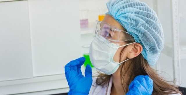 В Украине от COVID-19 умерли почти 45 тысяч человек