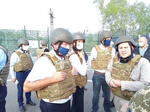 Донбасс посетили главы МИД Нидерландов, Бельгии и Люксембурга