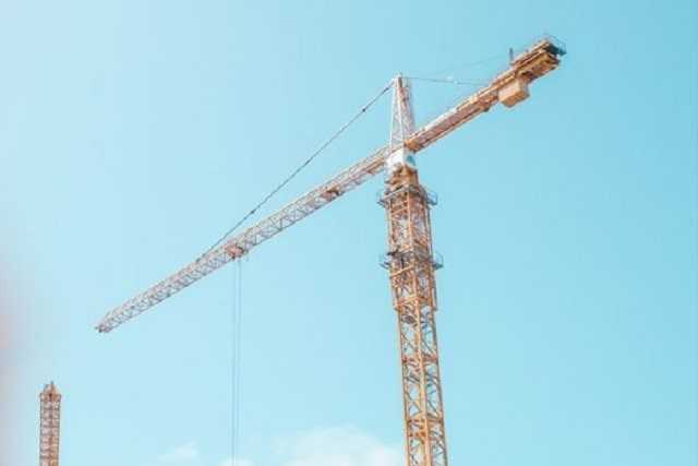 Здали нерви: в Одесі 26-річний АТОвець виліз на будівельний кран, аби розбитися