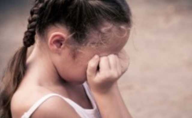 Под Днепром мужчина открыл детский дом и несколько лет насиловал девочку