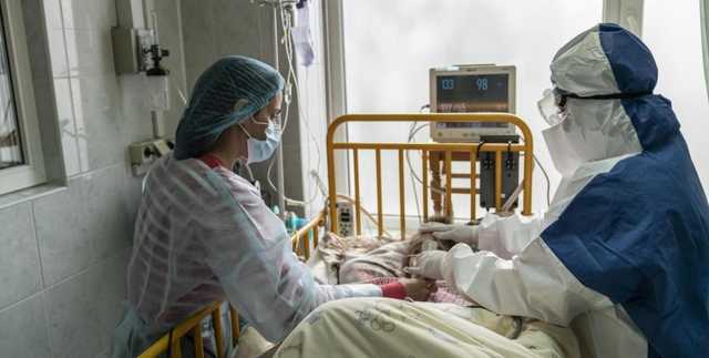 Третья волна коронавируса: в Украине занято меньше одной трети койко-мест