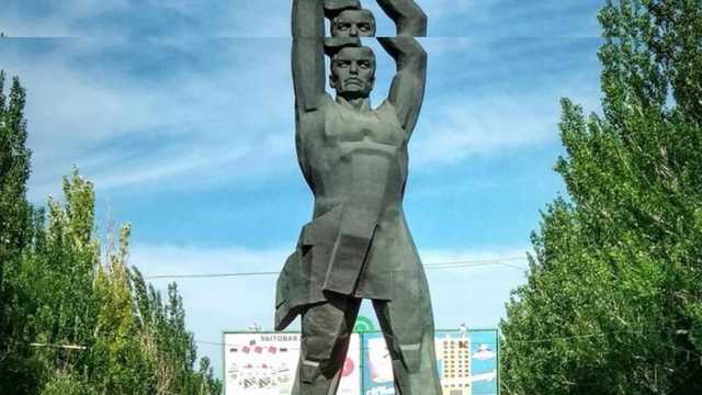 Блогер: В Луганске заминировали дом военнослужащего батальона «Айдар»