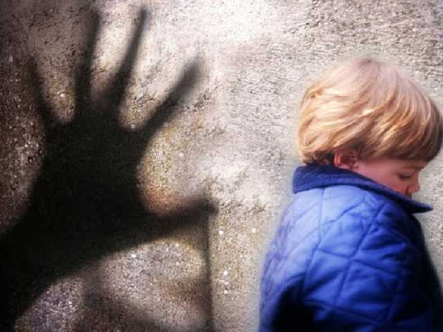 На Тернопольщине учитель музыки развращал школьниц