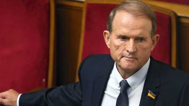 Медведчук вышел от Венедиктовой и заявил, что с подозрением "ознакомился"