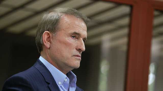 На Медведчука надели электронный браслет