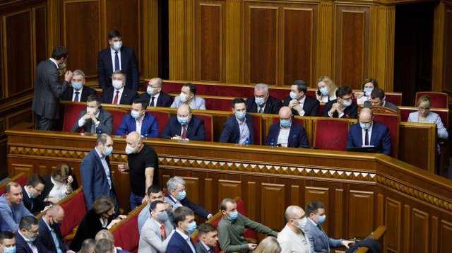 Стала известна причина отставки Криклия и Петрашко