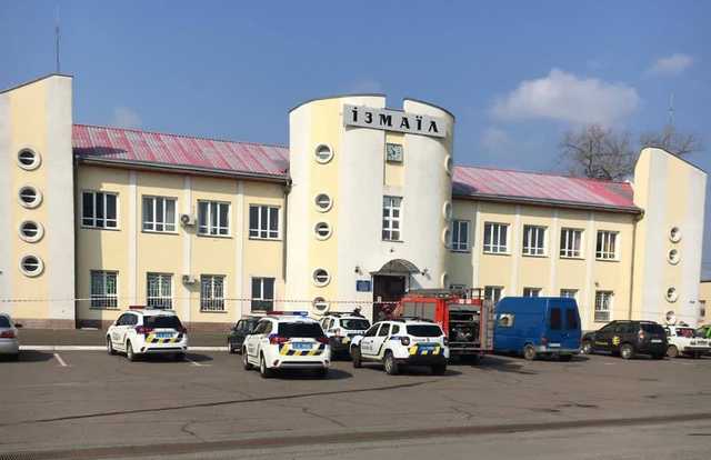 В Измаиле мужчина пообещал жене сюрприз и выстрелил себе в голову из ружья