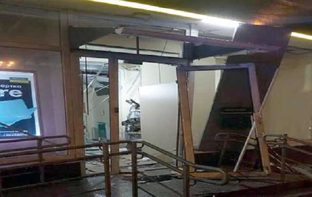 У Дніпрі затримали зловмисників, які підірвали банкомат і викрали 330 тис. грн