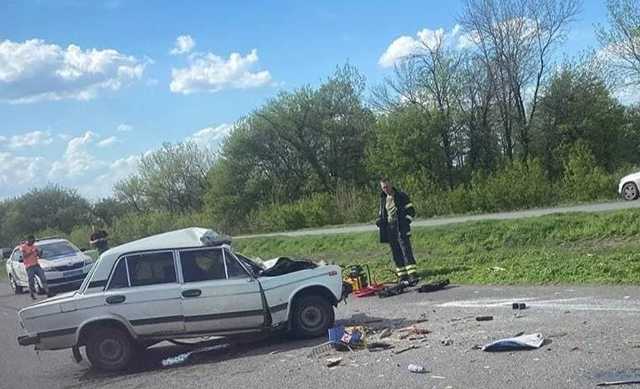 Под Харьковом легковушка протаранила "Газель": СМИ пишут о погибших