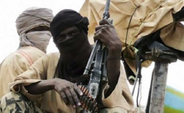 В Пакистане две враждующие группы вызвали стрельбу: есть погибшие