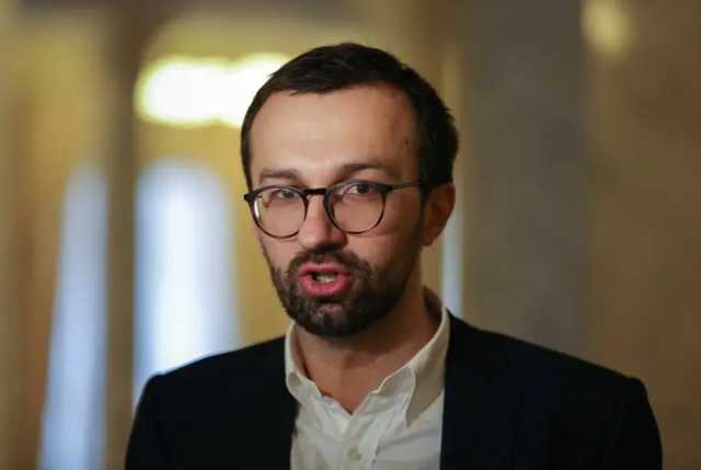 Украинцы требуют уволить Лещенко из «Укрзализныци»: появилась петиция